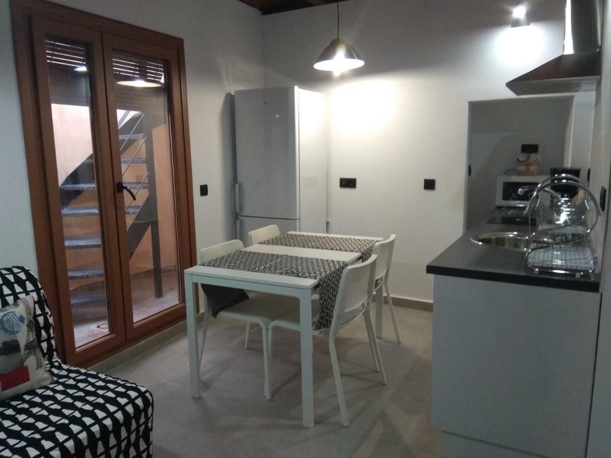 Caleros 8 Apartamento - Apartamentos De La Parte Antigua De Касерес Экстерьер фото